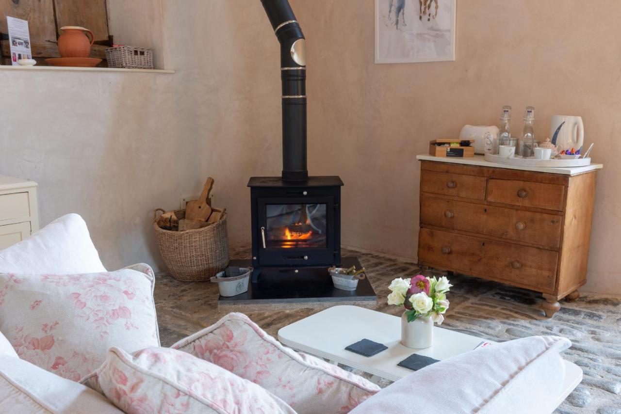Ditcheat The Barn At Amberwell B&B 외부 사진